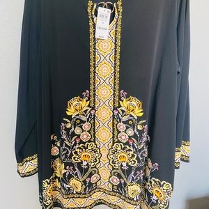 NWT WOMENS TUNIC BLOUSE